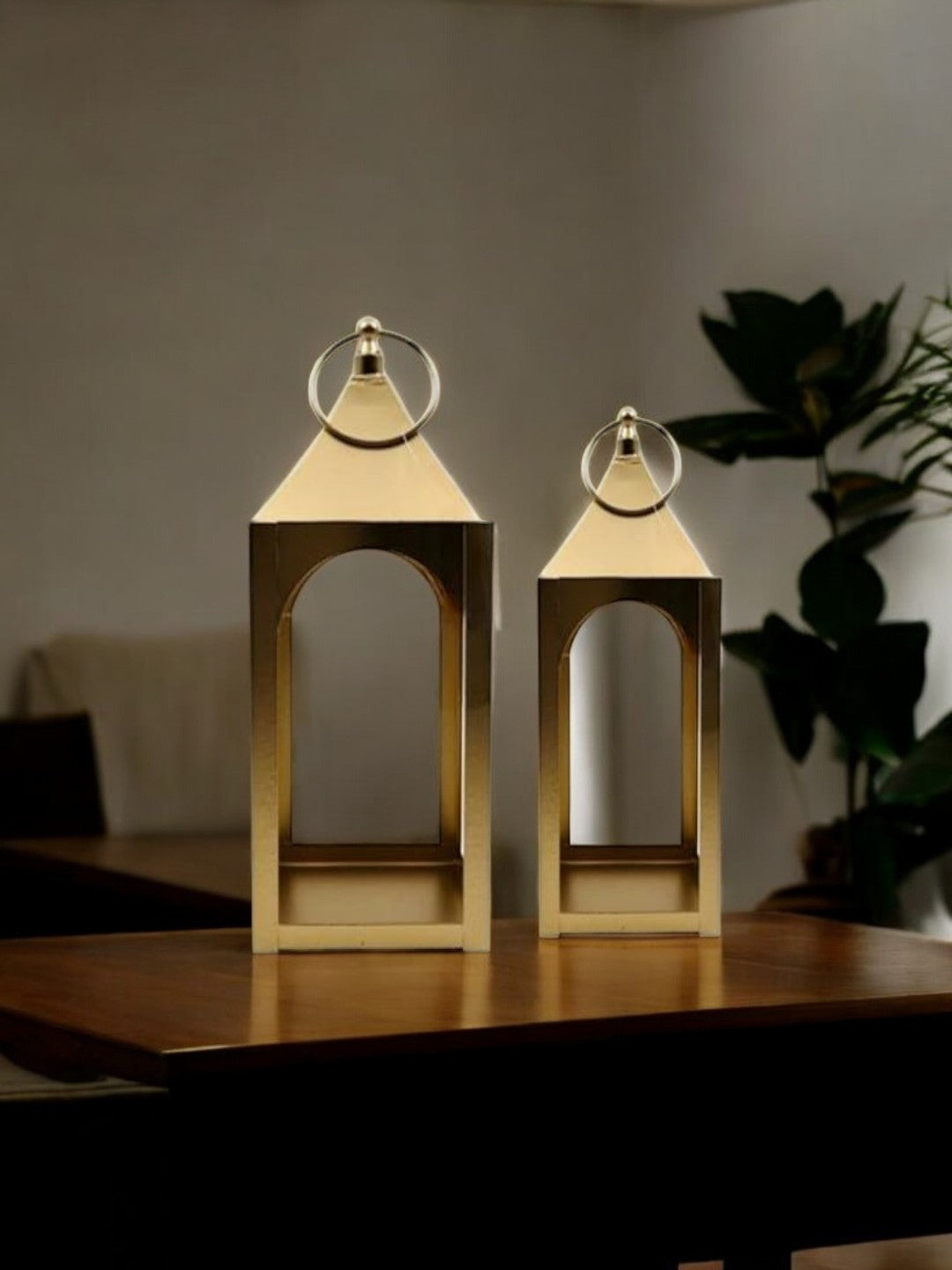 Set of 2 Modern Metal Classic Style Lanterns Gold. Ideal Gift for Parties Weddings Aromatherapy and LED Spa Settings